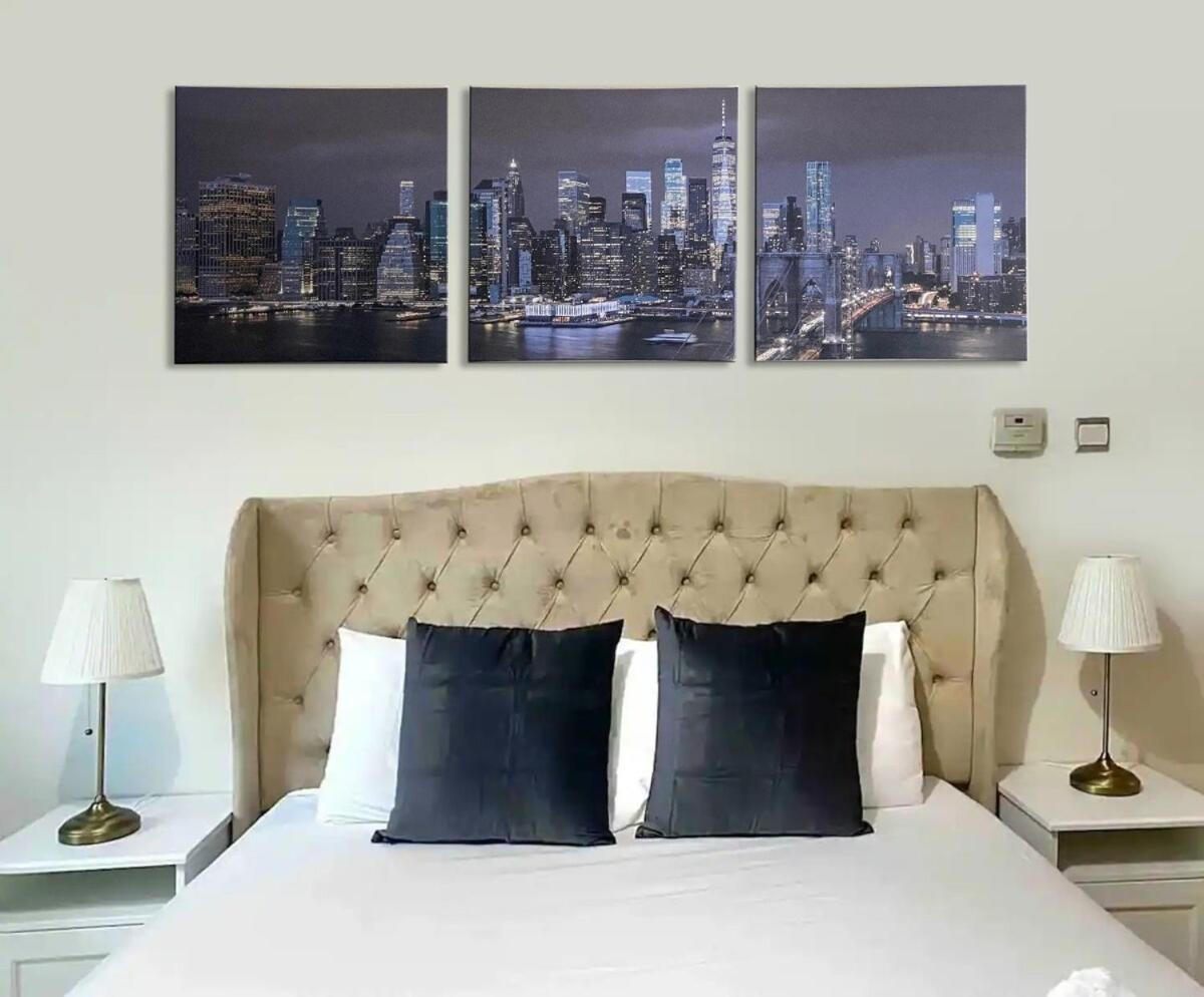 Near And Metro In Marina Z1003 Apartment Dubai